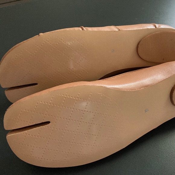 Tabi Split Toe Ballet Faux Leather Flat Shoes Apricot Tan Beige 39 38.5 8.5 9 - Picture 9 of 12